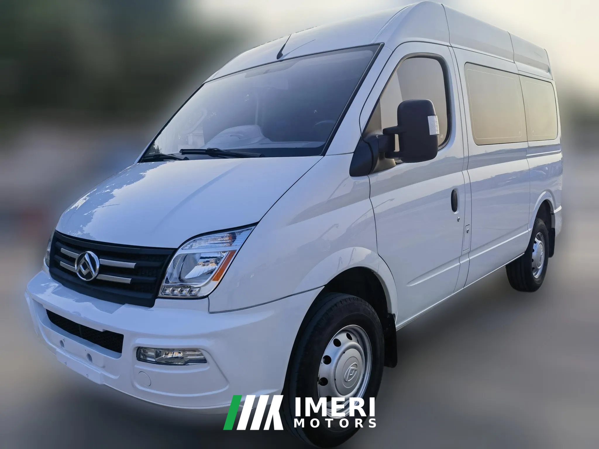 2023 Maxus V80 2023 2.0T MTClassicAoyuntongSWBMid Roof5/6Seat