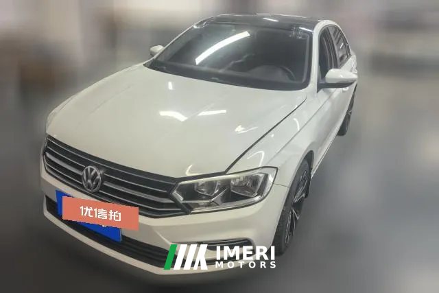 2016 Volkswagen Bora Sedan 2016 1.6 AT Fashion