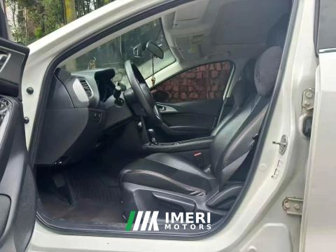 2018 Mazda Mazda3 Axela Sedan 2017 1.5 AT Luxury China VI