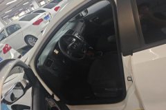 2015 Volkswagen Polo Hatchback 2014 1.6 AT Comfort #9