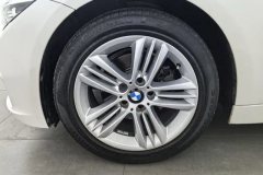 2017 BMW 3 Series 2017 2.0T AT 320LiFashion #6
