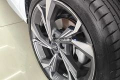 Right Front Wheel Hub