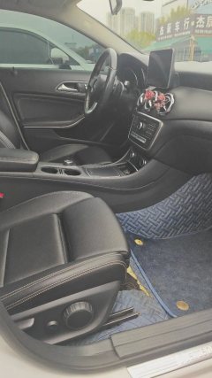 2017 Mercedes-Benz GLA-Class 2017 1.6T AT GLA200FashionFWD #3
