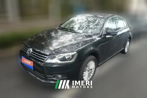 2015 Volkswagen Bora Sedan 2014 1.6 AT Luxury
