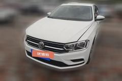 2017 Volkswagen Bora Sedan 2017 1.6 MT Fashion #2