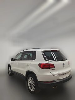 2016 Volkswagen Tiguan 2016 1.8T AT 300TSIfashion visionEdition4WD #4