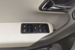 2015 Volkswagen Polo Hatchback 2014 1.4 MT Comfort #12