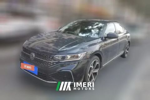 2024 Volkswagen Passat 2024 380TSI Dragon Soaring in the Starry SkyEdition