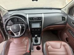 2017 Dongfeng Fengxing Fengxing SX6 2016 1.6 MT Elite #5