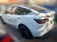 2022 Tesla Model Y 2022 Long Rangeall wheel driveEdition #3