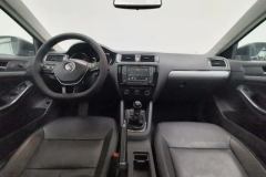 2017 Volkswagen Sagitar 2017 1.6 MT Comfort #14
