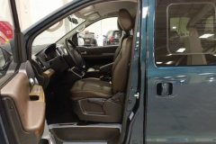 2022 Dongfeng Fengxing Lingzhi Plus 2021 travelEdition 2.0L MT Luxury 7Seat #13