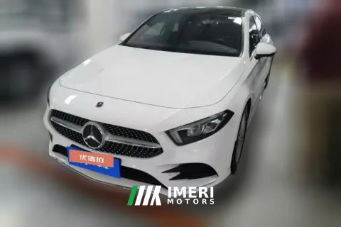 2020 Mercedes-Benz A-Class 2020 1.3T AT A200LSportsedan chair