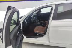 2017 BMW 3 Series 2017 2.0T AT 320LiFashion #9