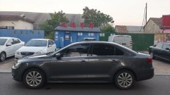 2015 Volkswagen Sagitar 2015 1.6 MT Fashion #4