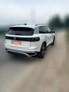 2022 Volkswagen ID.6 CROZZ 2022 AT Long RangeLite PROEdition #4