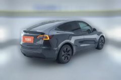 2024 Tesla Model Y 2024 rear wheel driveEdition #3