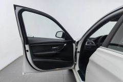 2017 BMW 3 Series 2017 1.5T AT 318LiFashion #11