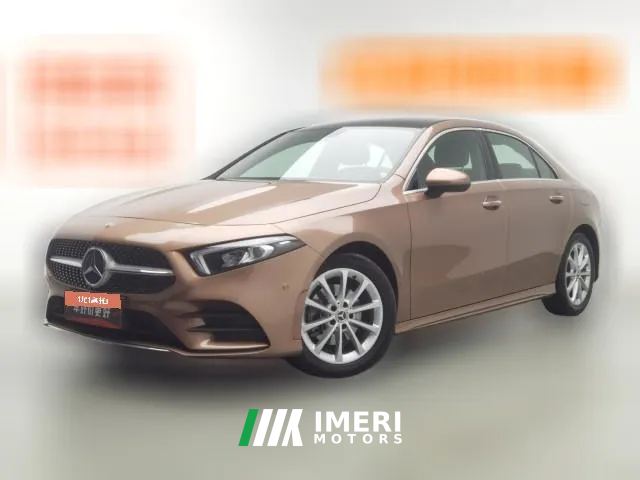 2020 Mercedes-Benz A-Class 2020 1.3T AT A200LSportsedan chair