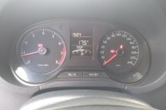 2015 Volkswagen Polo Hatchback 2014 1.4 MT Fashion #14