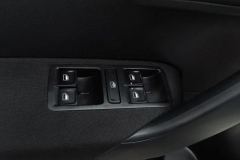 2016 Volkswagen Polo Hatchback 2016 1.4 MT Fashion #12