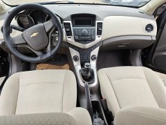 2016 Chevrolet Cruze Sedan 2015 1.5 MT ClassicSE #4