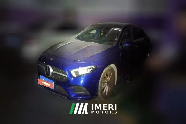 2020 Mercedes-Benz A-Class 2020 1.3TAT A200LSportsedan chairFashion Facelift