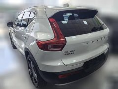 2021 Volvo XC40 2022 2.0T AT T4 4WDSmart VisionLuxury #3