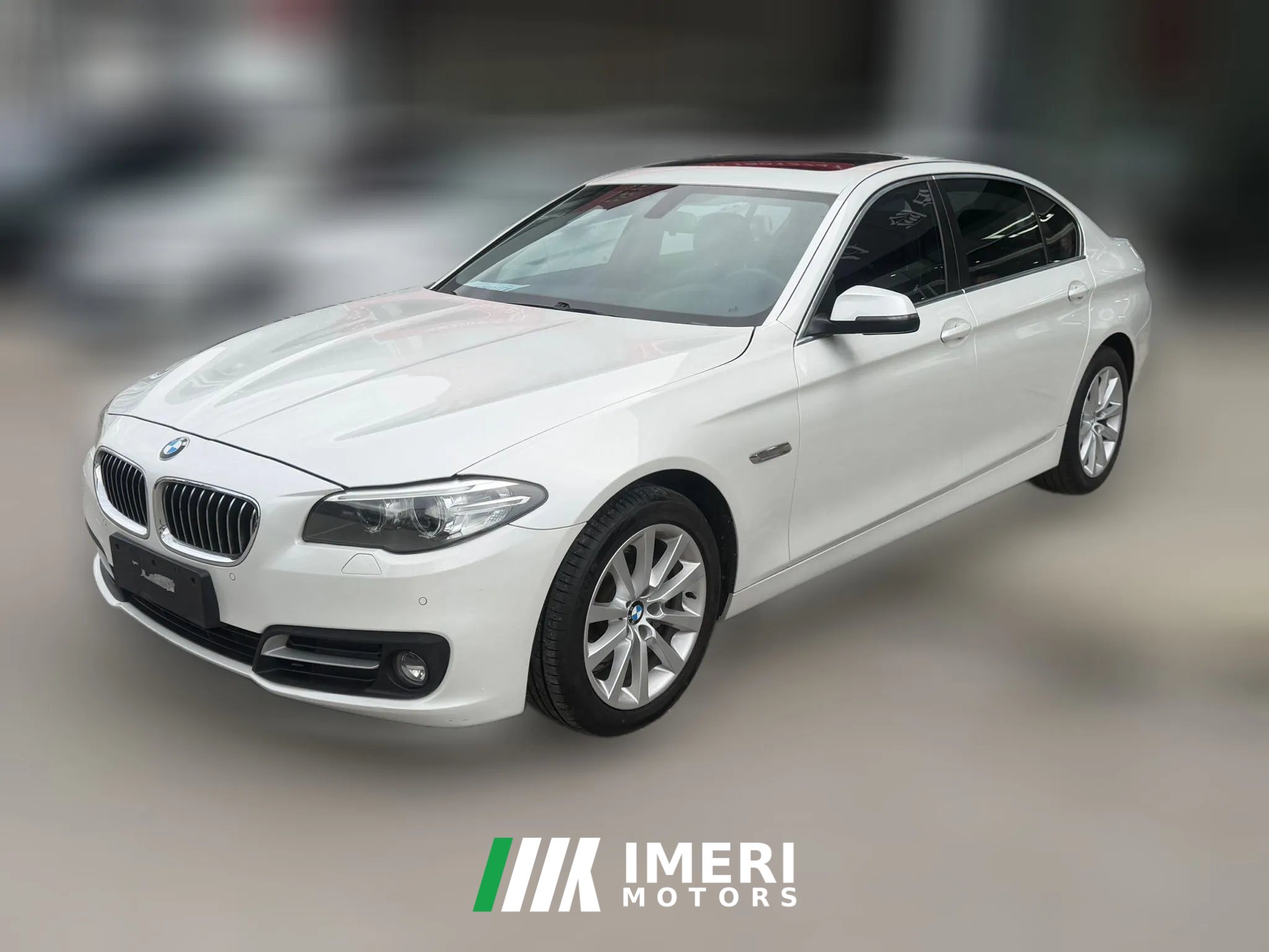 2015 BMW 5 Series 2014 2.0T AT 528LiLeading
