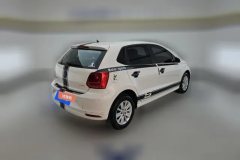 2016 Volkswagen Polo Hatchback 2016 1.4 MT Fashion #3