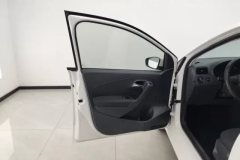 2016 Volkswagen Polo Hatchback 2016 1.4 AT Fashion #7