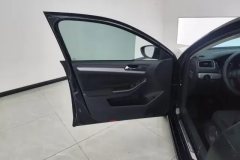 2016 Volkswagen Sagitar 2015 1.6 MT Fashion #7