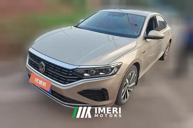 2022 Volkswagen Passat 2022 2.0T AT 330TSI Luxury