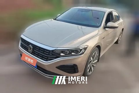 2022 Volkswagen Passat 2022 2.0T AT 330TSI Luxury