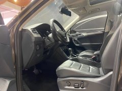 2018 Volkswagen Tiguan L 2017 1.8T AT 330TSILuxury FWD #9