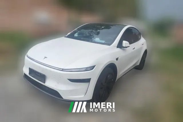2026 Tesla Model Y 2025 rear wheel drive First Edition