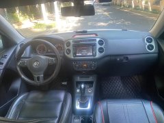 2016 Volkswagen Tiguan 2016 1.8T AT 300TSILuxury FWD #8
