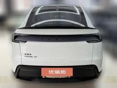 2025 Tesla Model Y L 2025 Long Range AWD Edition #5