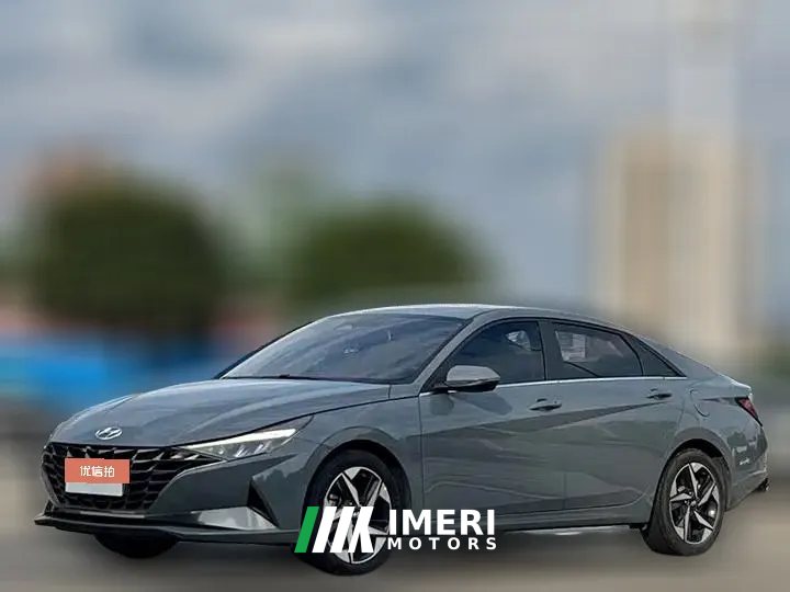 2021 Hyundai Elantra Sedan 2021 1.5 AT LUXPremium