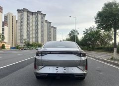 2020 Dongfeng Fengshen Yixuan 2020 1.5T AT 230TDazzling Hunting KnightEdition #5