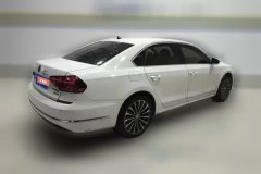 2017 Volkswagen Passat 2016 1.8T AT 330TSIYu ZunEdition #3