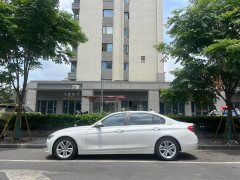 2017 BMW 3 Series 2017 2.0T AT 320LiFashion #4