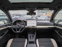 2025 Volkswagen Golf 2025 Facelift 300TSI Pro #11
