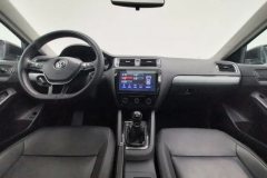2017 Volkswagen Sagitar 2017 1.6 MT Comfort #14