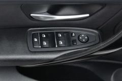 2018 BMW 3 Series 2018 2.0T AT 320LiFashion #12