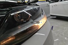 Left Front Headlight Assembly