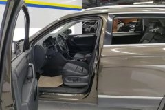 2018 Volkswagen Tiguan L 2018 2.0T AT 330TSILuxury FWD #9