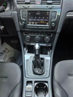 2017 Volkswagen Golf 2016 1.4T AT 230TSI Comfort #9