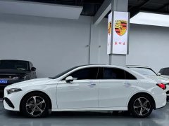 2022 Mercedes-Benz A-Class 2023 1.3T AT A 200 L Fashion #4
