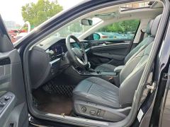 2022 Volkswagen Passat 2022 2.0T AT 330TSI Elite #9